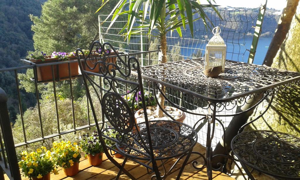Vistalago Guesthouse 内米 外观 照片
