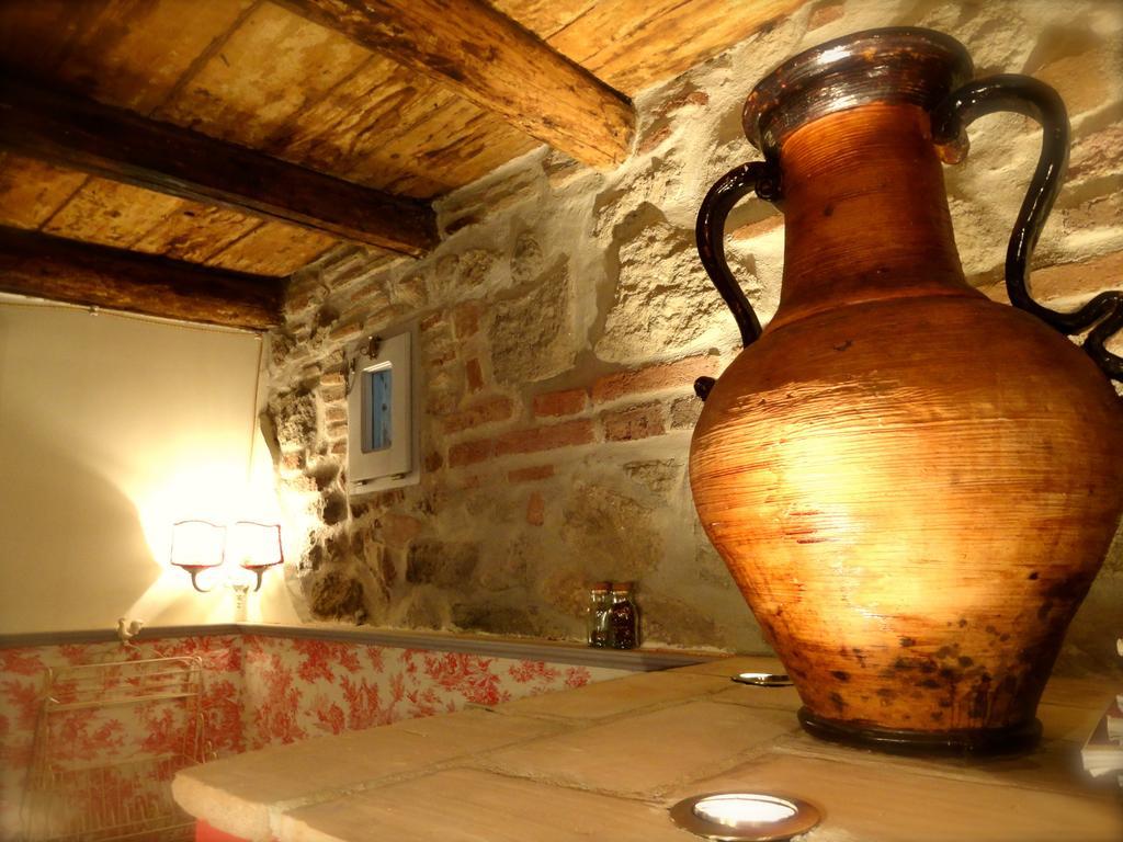 Vistalago Guesthouse 内米 外观 照片