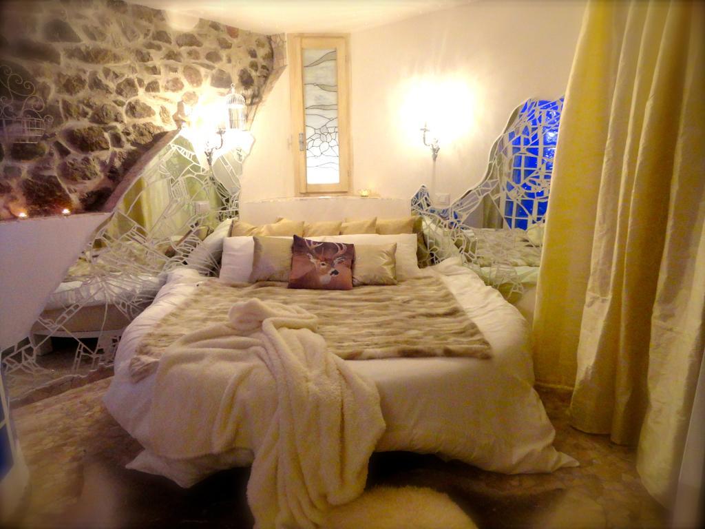Vistalago Guesthouse 内米 外观 照片